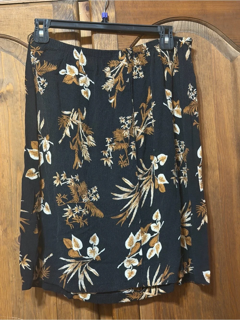 Bentley Plus Vintage Black & Brown Floral Skirt
